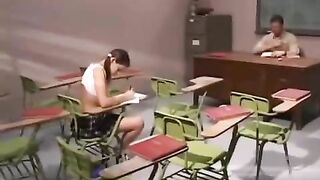 The teacher had sex with a student for good mark