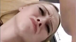 A hand with a member at the same time fuck a girl, it's intense!