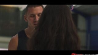 A fan met a hockey player and got fucked at the stadium