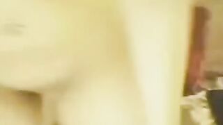 Asian beauty masturbates in front of the webcam