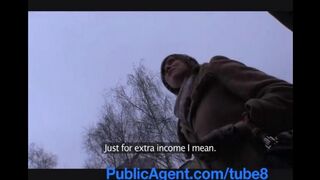 A street girl agreed to do a blowjob for money
