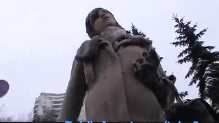 A street girl agreed to do a blowjob for money