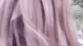 A sexy girl is not shy to do blowjob in public places