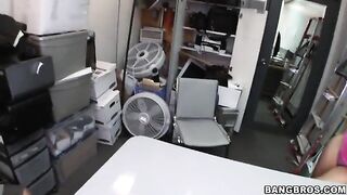 A man changed his wife for a hot cleaner at his workplace