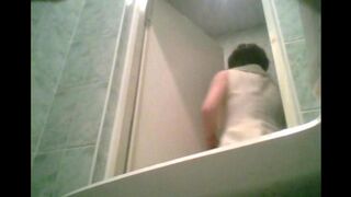 A girl was peeing and her graduate friend filmed it