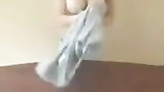 The big milk is dispensed by a professional master