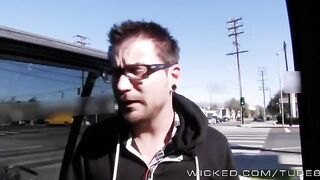 A cunning man found a way to divorce and satisfy all desires