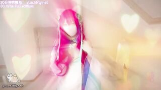 The nine-tailed fox Ahri gets her mystery box and extracts essence in a steamy scene