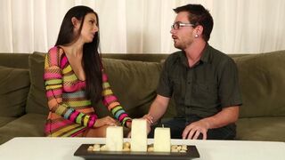 The botanist massaged the girl with a sultry look, ending happily 