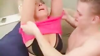 A man fucked his mom in a chair, it was very sexy