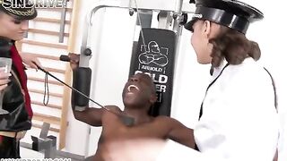 A Negro man fucked two girls in a steamy threesome scene