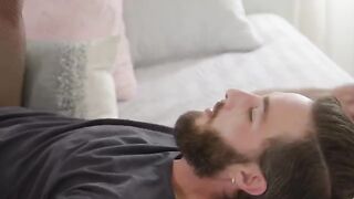 Such a heifer is not only good at sex, but also a great pussy to lick!