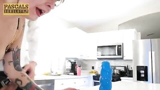 A pussy can jump over obstacles, as in the famous porn scene