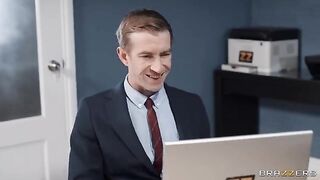 A girl is fucking with her boss in pantyhose in the office