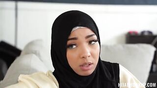 A girl lost her phone, but found a new pleasure in this video