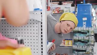 The bodega guy unlocked an incredible achievement with a girl from Brazzers