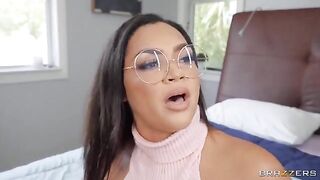 The landlady fucked instead of repairing the house in the garage