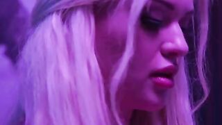 The busty blondie London Laurent gets fucked by the pilot in his bedroom