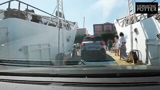 A German girl is begging for sex on her vacation in Sardinia