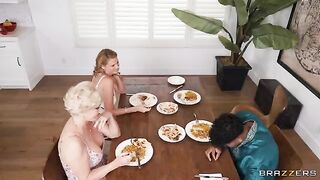 Who said that mature women can't be nymphomaniacs? A threesome with them!