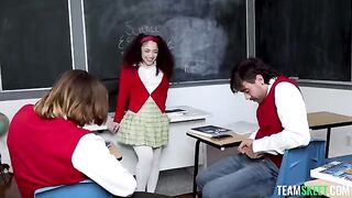 There are only whores in this college. Come and see!