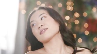Asian chick gets her pussy licked and tastes how sweet it is