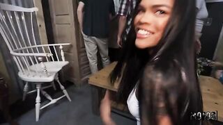 Girl swallows all the sperm, she doesn't let a single drop go to waste