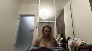 A cute teen got fucked while her parents were out of the house