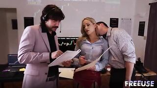 A whore for every trader! Two girls please the businessman well