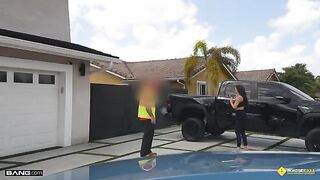 Why not to have sex in the garage, it was a good idea?