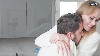 The plumber fixed the leak and received a blowjob from the housewife