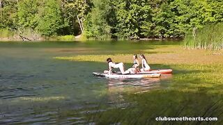 Lesbians can fuck even in the park, it all depends on the mood