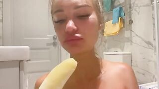 Monika Fox got her asshole filled with banana