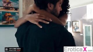 The cheating wife seduced a man to make love and get pregnant in this erotic scene