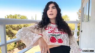 Watching her orgasm is a wonderful thing to do