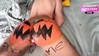 Smash my pumpkin until it shakes with you inside
