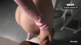 The guy made a mess on the girl's stomach from all the sperm