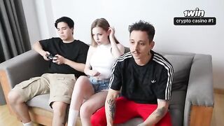 The team is assembled, it's time to work on her orgasm! - Exclusive HD Video
