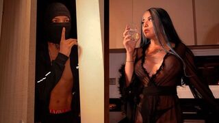 The burglar aimed to safe, but got a prize - her tight pussy