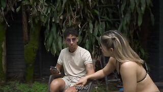 A girl was not afraid to swallow a cock even in risky situations