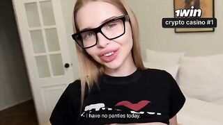 A girl was fucked by her classmate at home, her parents caught them
