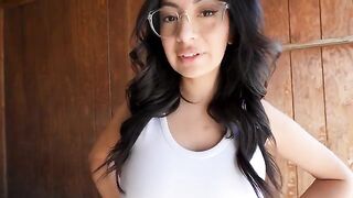 A woman seduced her contractor and fucked him in the barn