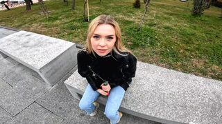 I met a chick on the street and fucked her at home