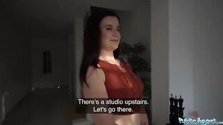 Cute girl Little Eliss posed for a photographer and got fucked